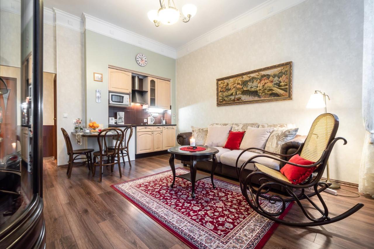 Classic Apartments In Old Town Talin Exterior foto